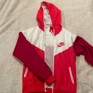 NIKE Windrunner